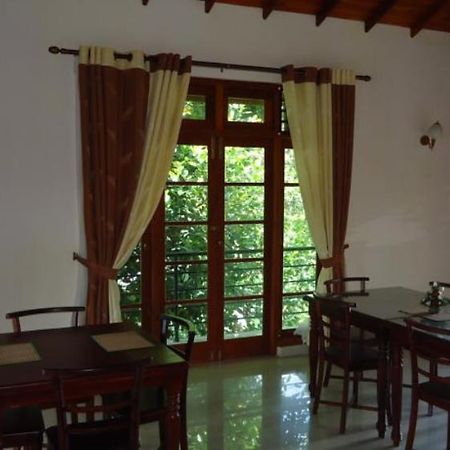 The Villa 康提 外观 照片